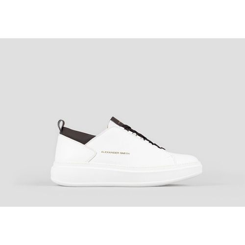 Sneakers WEMBLEY MAN WHITE DARK BROWN - Alexander Smith - Modalova