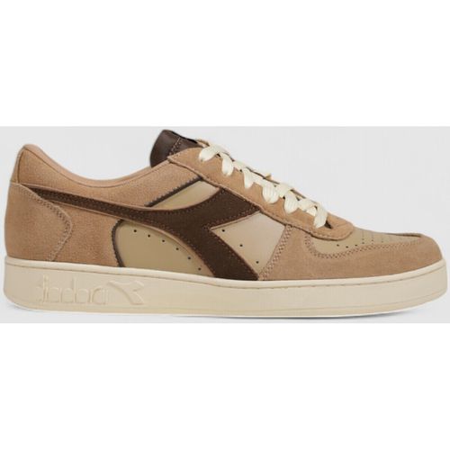 Sneakers MAGIC BASKET LOW SUEDE LEATHER 501.178565 - Diadora - Modalova