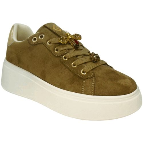 Sneakers basse ; CAMOSCIO GB879 - Gold&gold - Modalova