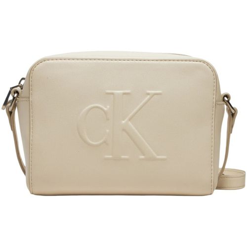 Borsa SCULPTED CAMERA BAG DEBOSS K60K612726 - Calvin Klein Jeans - Modalova