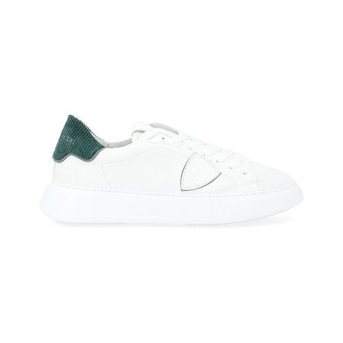 Sneakers Sneaker Temple bianca con talloncino verde - Philippe Model - Modalova