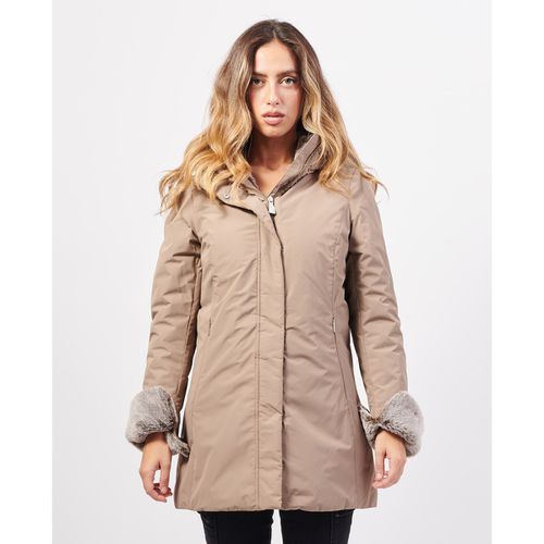 Giubbotto Giubbotto parka con pelliccia interna - Suns - Modalova