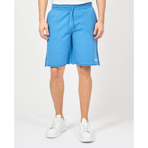 Pantaloni corti Bermuda con logo sul fondo - Guess - Modalova