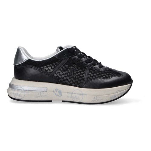 Sneakers basse sneaker Cassie ricamata nera - Premiata - Modalova