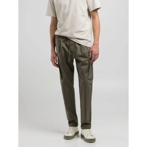 Pantaloni M9015 84909-810 PISTACHIO - Replay - Modalova