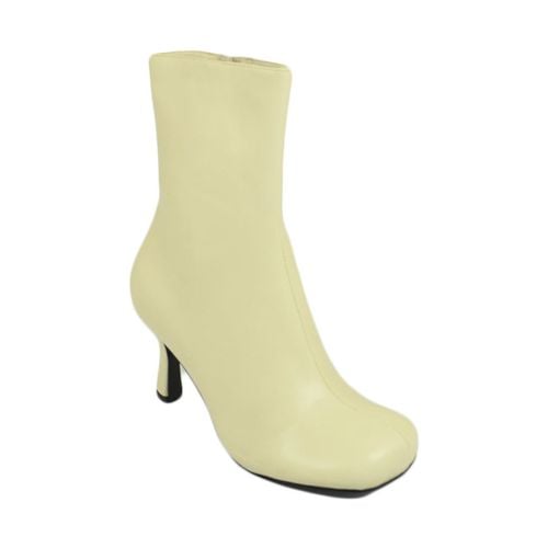 Tronchetti Stivaletto donna tronchetto nude con tacco a spillo basso - Malu Shoes - Modalova