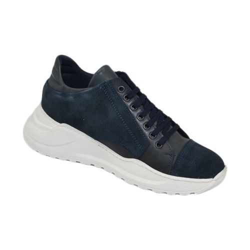 Sneakers SNEAKERS UOMO BASSA VERA PELLE E CAMOSCIO SCAMOSCIATO CON G - Malu Shoes - Modalova