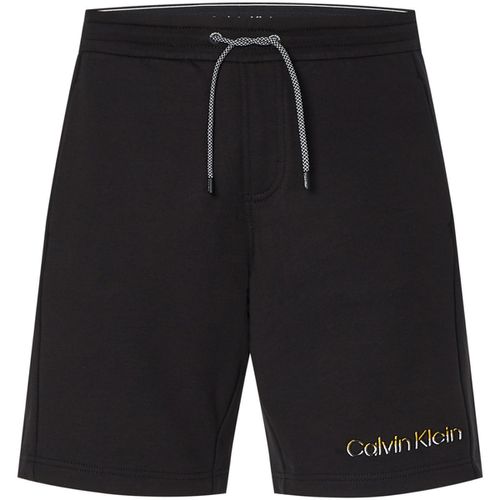 Pantaloni corti K10K108936 - Calvin Klein Jeans - Modalova