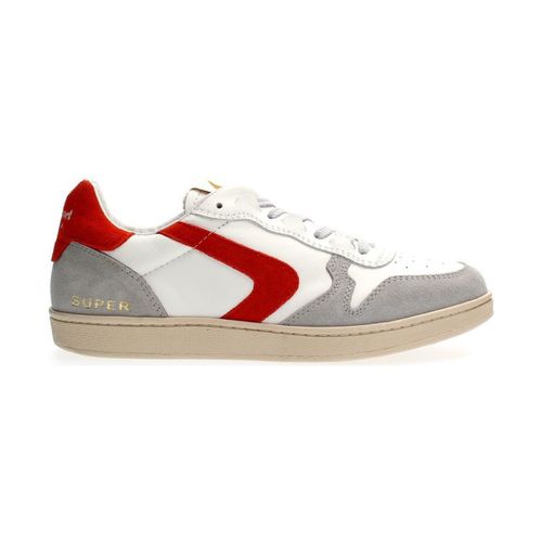 Sneakers SUPER SUEDE - VS2087M-07 WHITE/GREY/RED - Valsport - Modalova