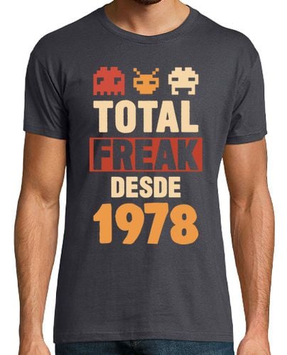 Camiseta Hombre Manga Corta Total Freak Desde 1978 Gaming, 46 años laTostadora - latostadora.com - Modalova