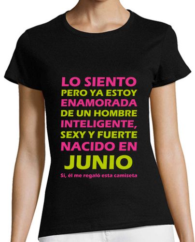 Camiseta mujer Enamorada Hombre nacido en Junio - latostadora.com - Modalova
