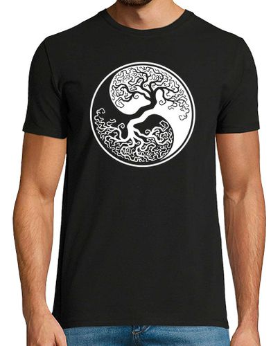 Camiseta Hombre Manga Corta Yggdrasil - El Árbol de la Vida (Vikings) laTostadora - latostadora.com - Modalova