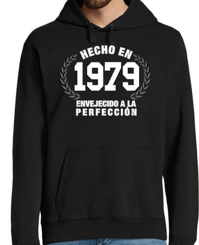 Sudadera Con Capucha Para Hombre hecho en 1979 envejecido a la perfección laTostadora - latostadora.com - Modalova