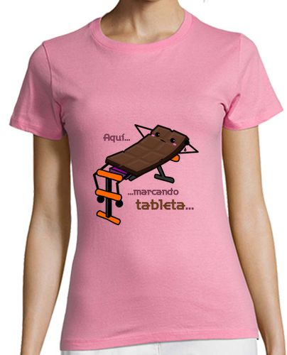 Camiseta mujer Aquí, marcando tableta C - latostadora.com - Modalova
