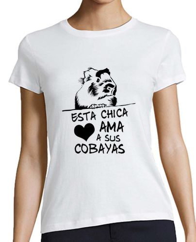 Camiseta Mujer Manga Corta Camiseta manga corta mujer Esta chica ama a sus cobayas laTostadora - latostadora.com - Modalova