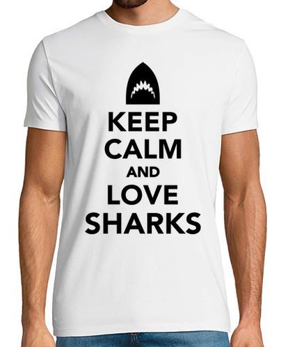 Camiseta mantener la calma y ame los tiburones - latostadora.com - Modalova