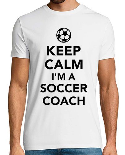 Camiseta mantener la calma que soy un entrenador de fútbol - latostadora.com - Modalova