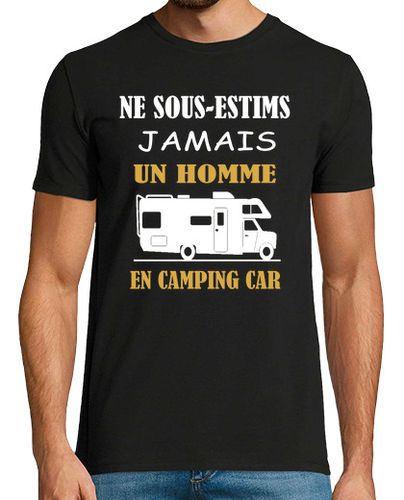 Camiseta nunca subestimes a un hombre en una aut - latostadora.com - Modalova