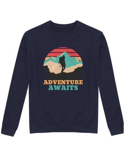 Sudadera Sin Capucha Unisex la aventura aguarda - hombre caminando laTostadora - latostadora.com - Modalova