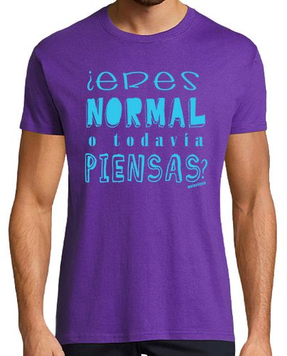 Camiseta Hombre Manga Corta ¿Eres normal o todavía piensas? azul Malavirgen laTostadora - latostadora.com - Modalova