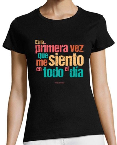 Camiseta Mujer Manga Corta Es la primera vez - Frases de Madres laTostadora - latostadora.com - Modalova