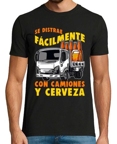 Camiseta Se Distrae Fácilmente Con Camiones Y Cerveza Camionero Divertida laTostadora - latostadora.com - Modalova