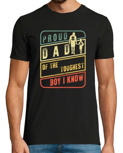 Camiseta orgulloso papá del chico más duro que conozco camisa regalo del día del padre camiseta de la concien laTostadora - latostadora.com - Modalova