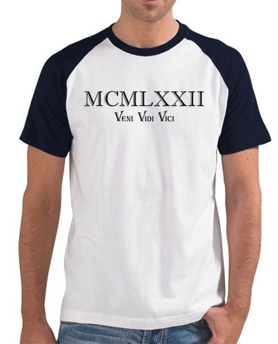 Camiseta Hombre Estilo Béisbol 1972 Veni Vidi Vici MCMLXXII laTostadora - latostadora.com - Modalova