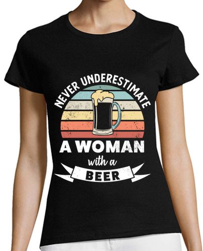 Camiseta mujer mujer con un regalo de beber cerveza di - latostadora.com - Modalova