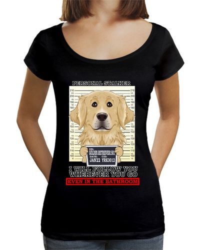 Camiseta Mujer Cuello Ancho Loose Fit acosador personal golden retriever laTostadora - latostadora.com - Modalova