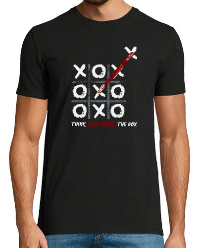 Camiseta Think Outside The Box - latostadora.com - Modalova