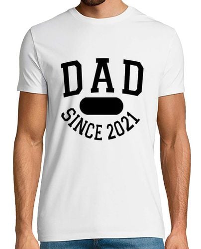 Camiseta Dad Since 2021 Desde laTostadora - latostadora.com - Modalova