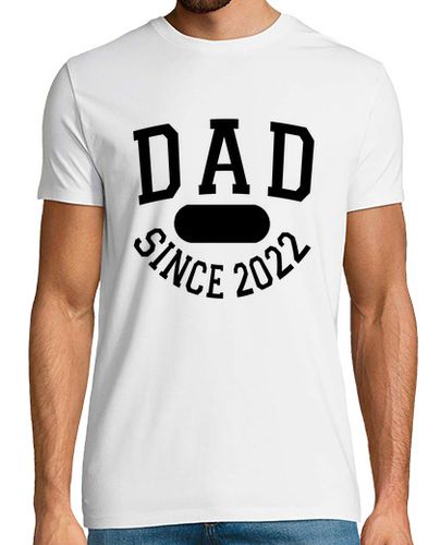 Camiseta Dad Since 2022 Desde laTostadora - latostadora.com - Modalova