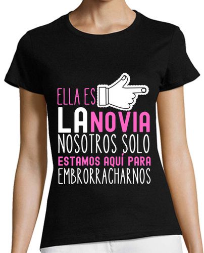 Camiseta mujer despedida de soltera ella es la novia - latostadora.com - Modalova