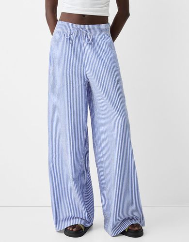 Pantalón Wide Leg Efecto Arrugado Rayas Mujer M - Bershka - Modalova