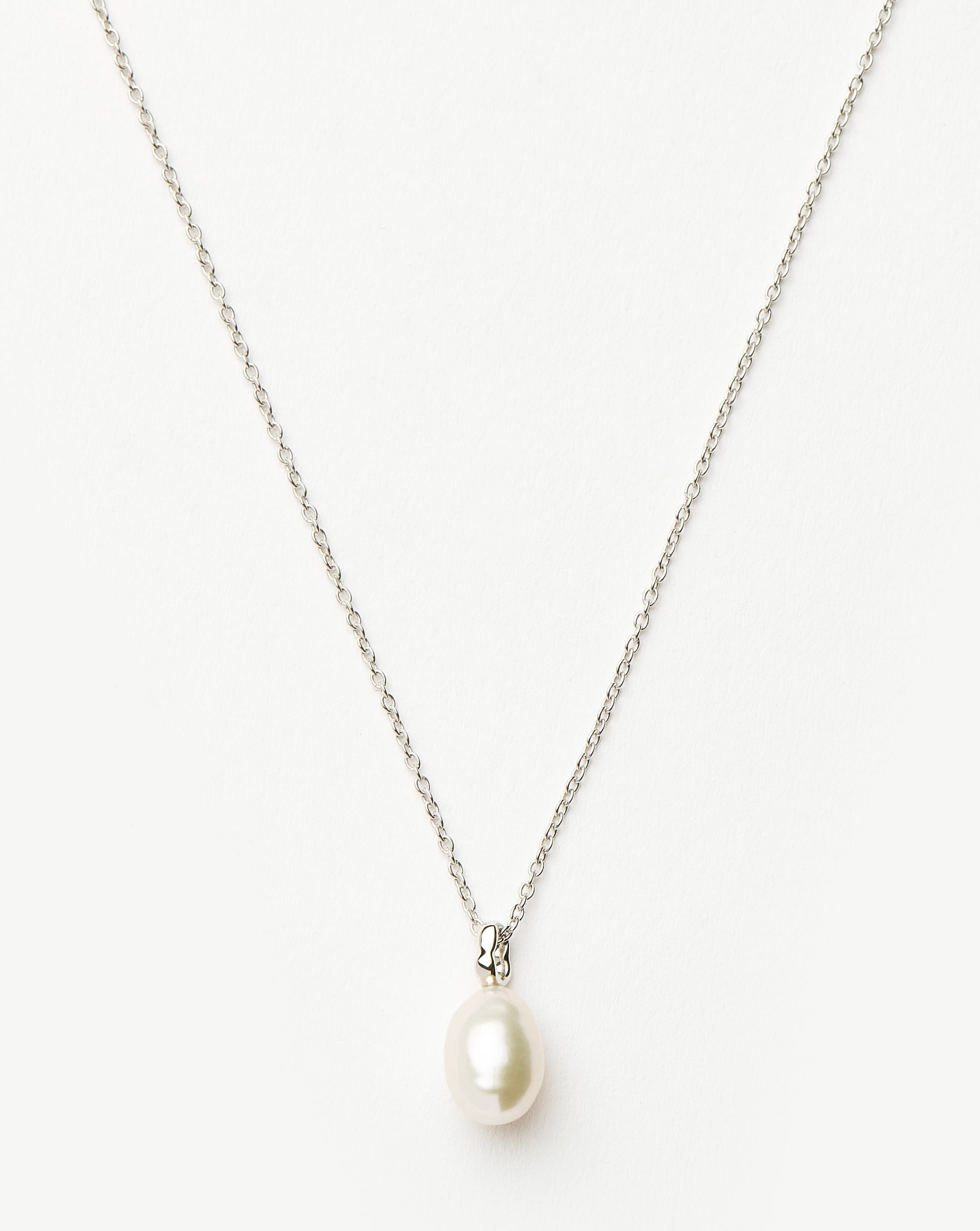 Fine Baroque Pearl Organic Pendant Necklace | 14ct Solid White Gold/Pearl - Missoma - Modalova