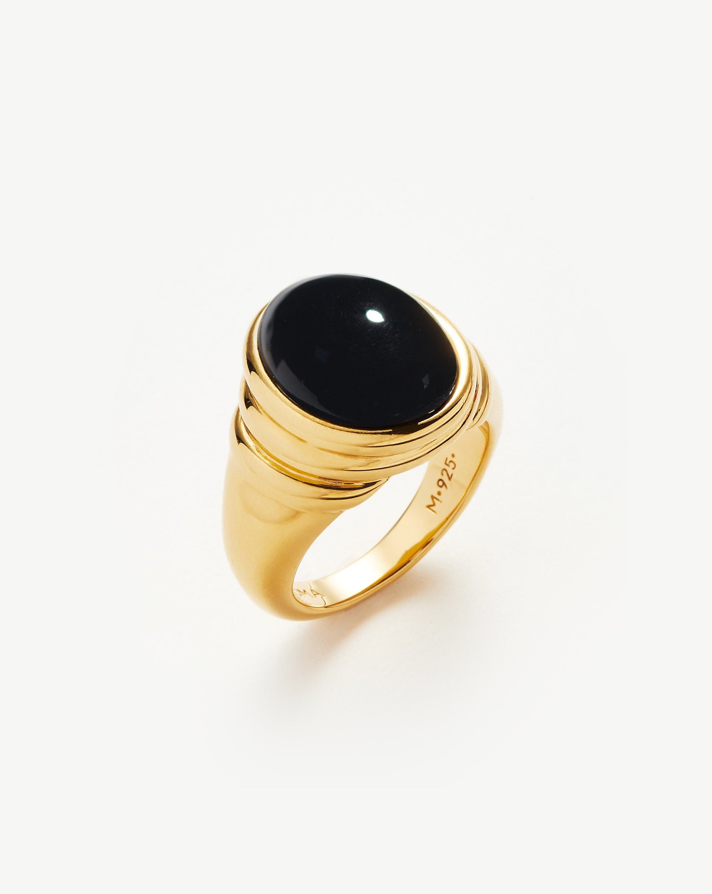 Savi Ridge Oval Gemstone Chunky Ring | 18ct Gold Vermeil/Black Onyx - Missoma - Modalova