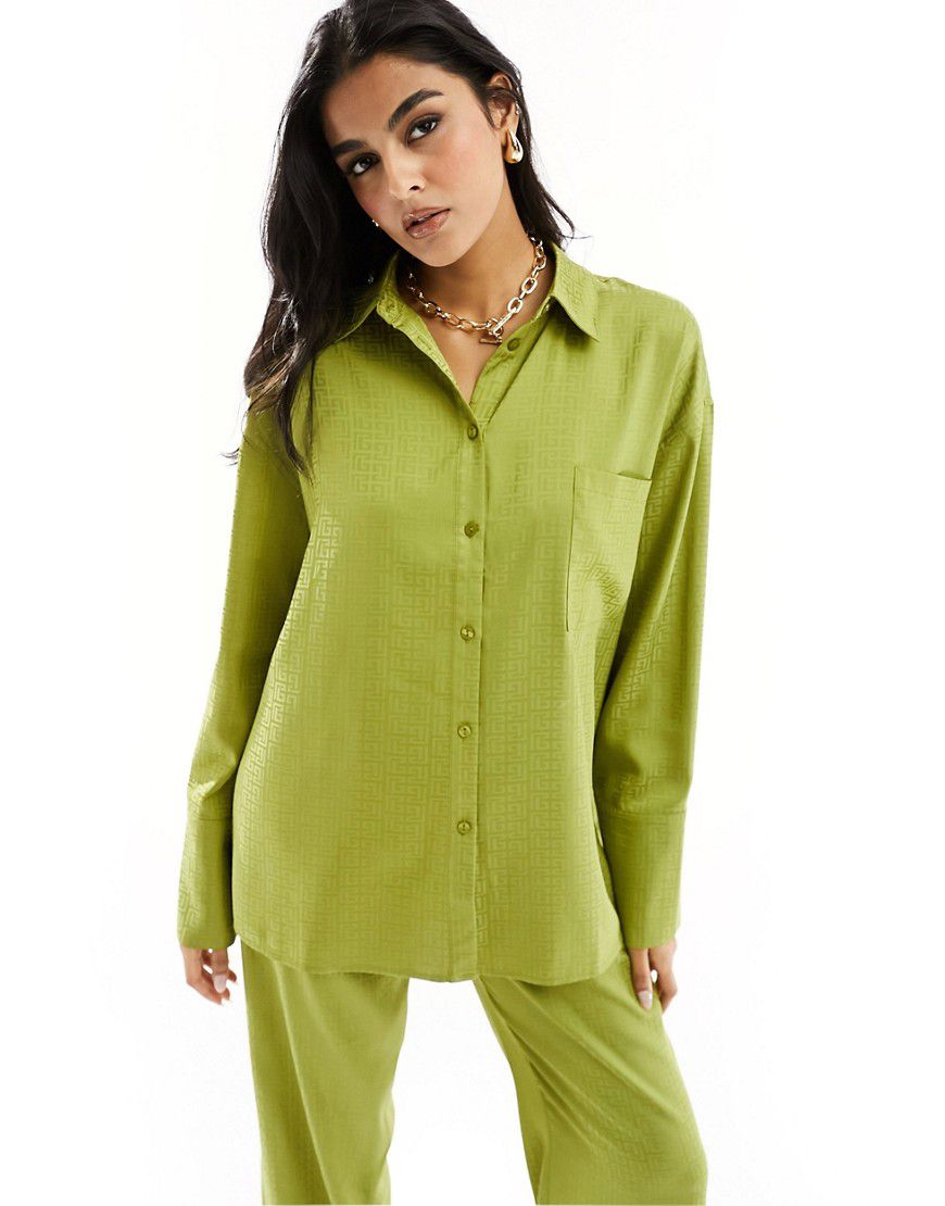 Camicia oversize in raso color lime con maniche svasate in coordinato - 4th & Reckless - Modalova