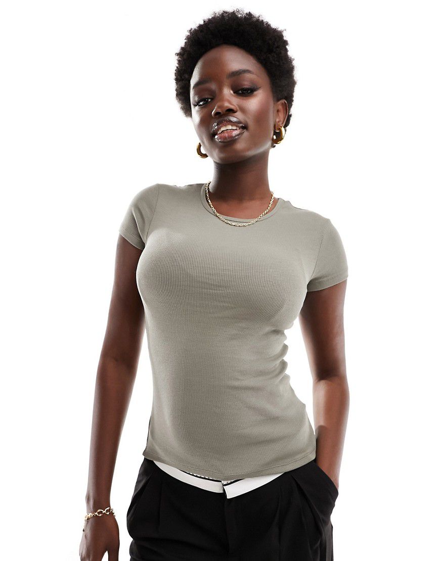 Cotton On - T-shirt slim fit girocollo kaki a coste - Cotton:On - Modalova