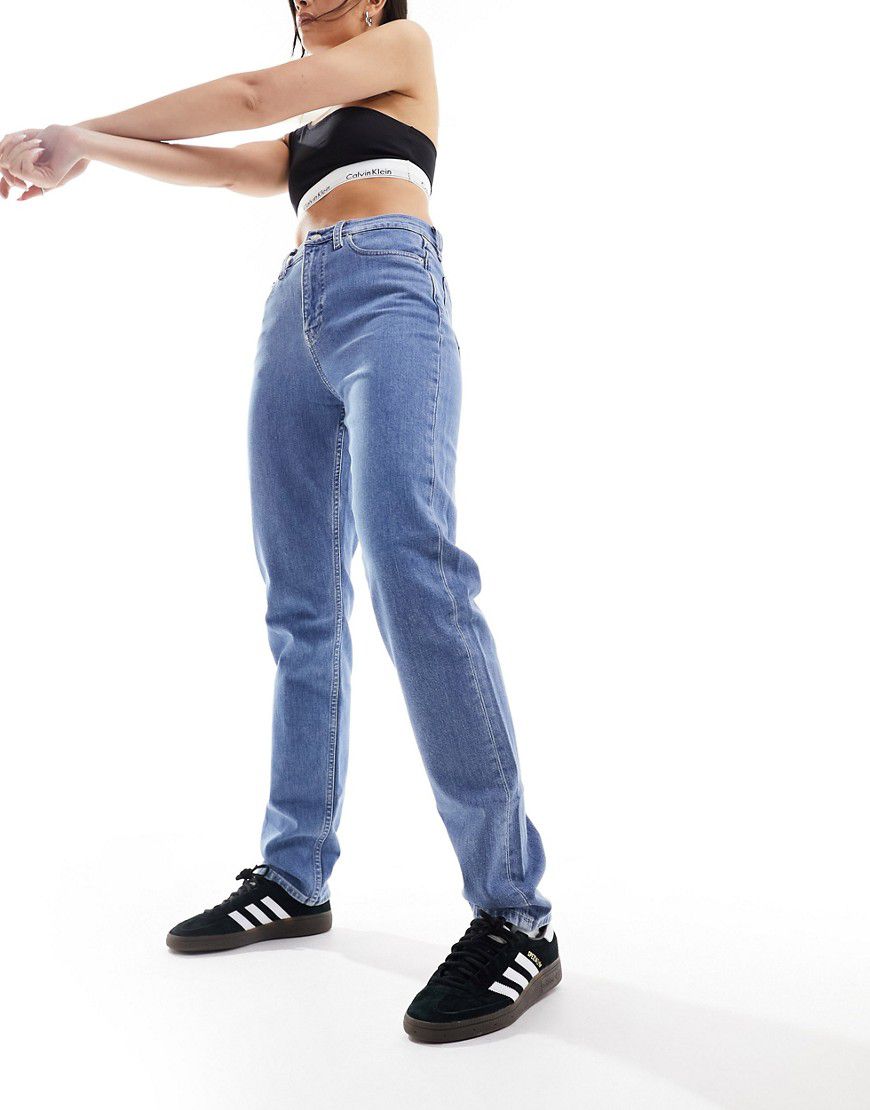 Authentic - Jeans dritti slim lavaggio chiaro - Calvin Klein Jeans - Modalova