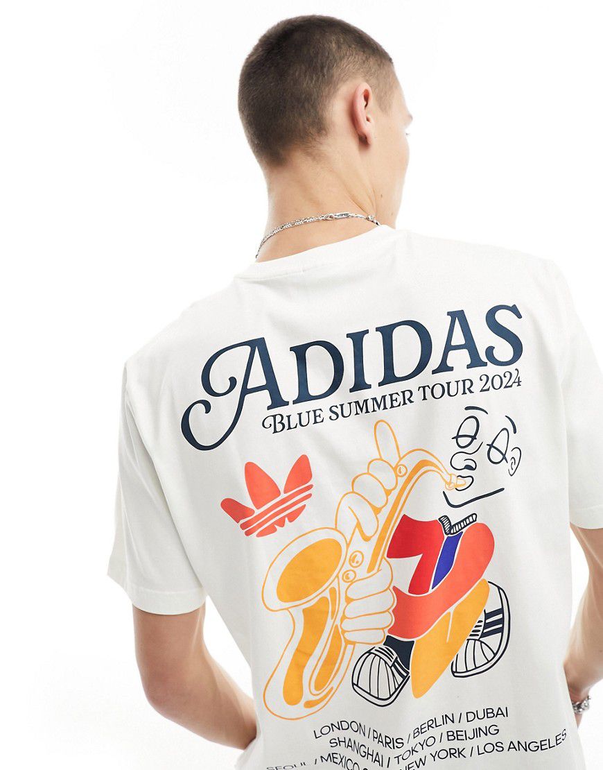 T-shirt sporco con scritta del logo - adidas Originals - Modalova