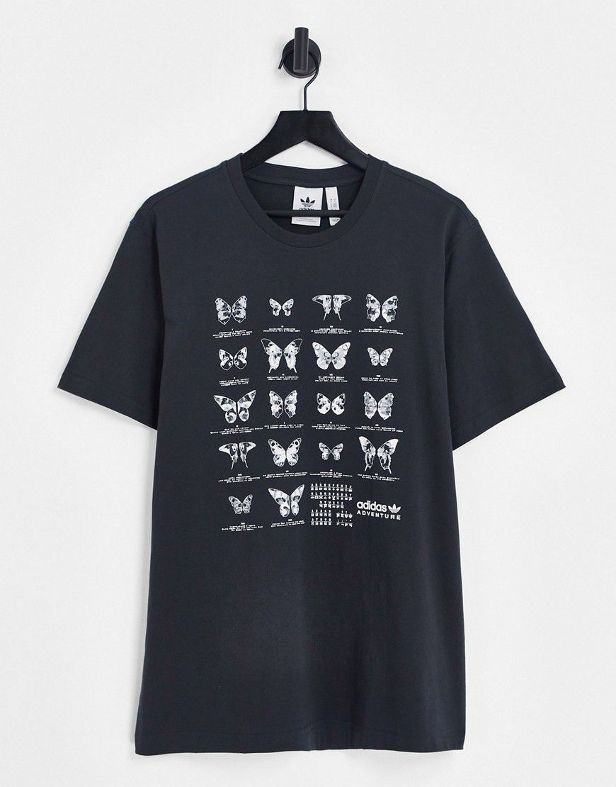 Adventure - T-shirt nera con stampa di farfalle - adidas Originals - Modalova
