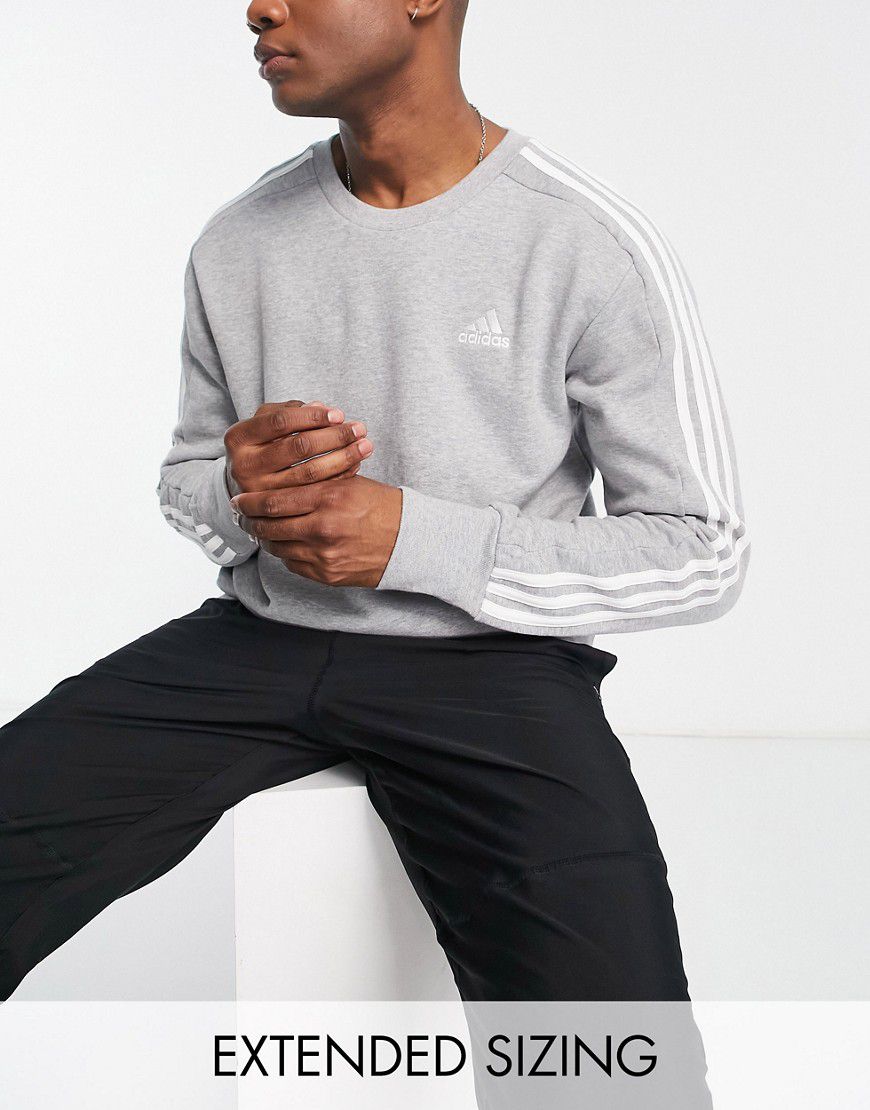 Adidas - Sportswear Essentials - Felpa grigia con 3 strisce - adidas performance - Modalova