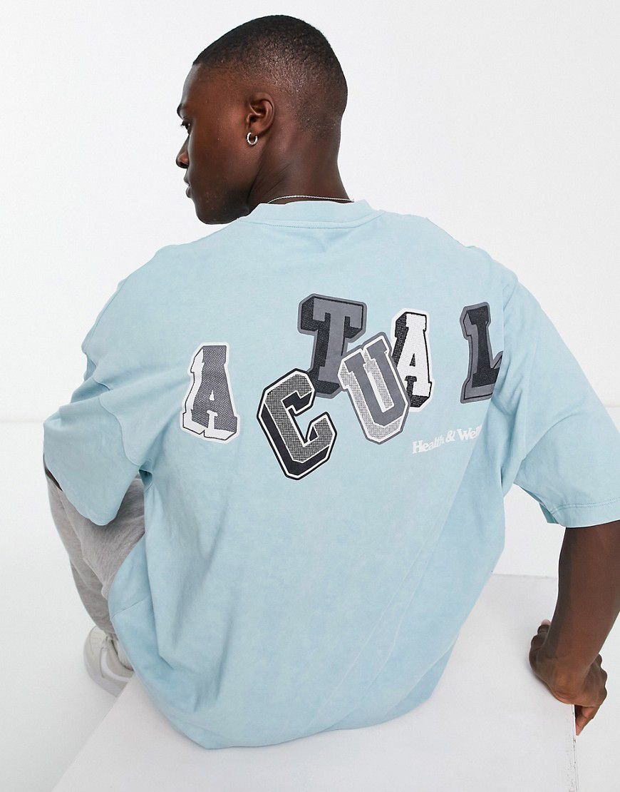 ASOS Actual - T-shirt oversize blu slavato con logo stampato - ASOS DESIGN - Modalova