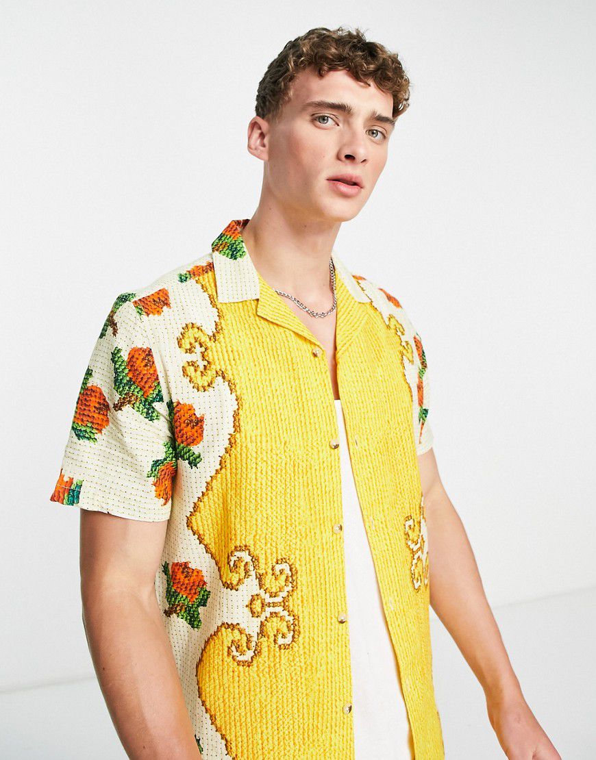 Camicia in misto lino con cuciture incrociate, stampa di fiori e colletto con rever - ASOS DESIGN - Modalova
