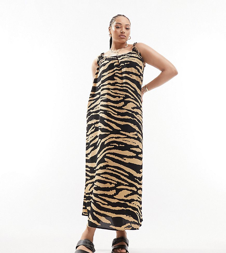 ASOS DESIGN Curve - Vestito sottoveste lungo a trapezio con laccetti e stampa animalier - ASOS Curve - Modalova