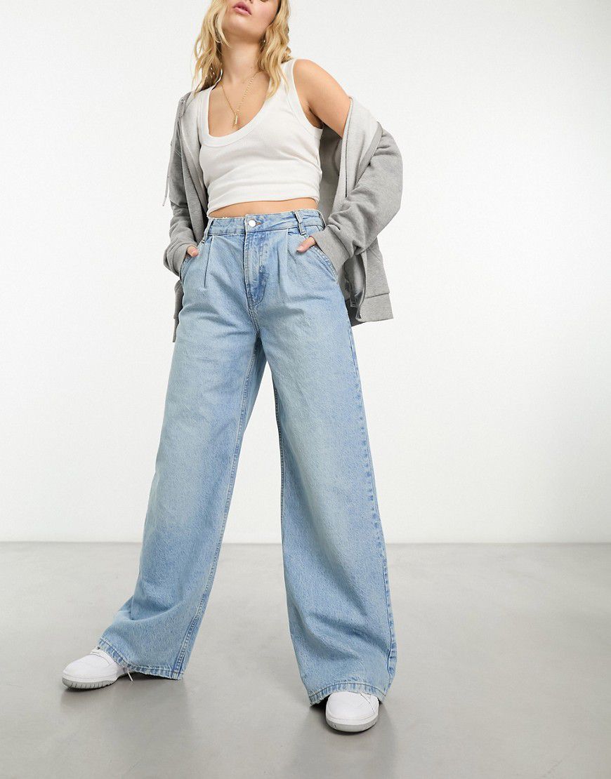 Jeans a fondo ampio con piega frontale medio - ASOS DESIGN - Modalova