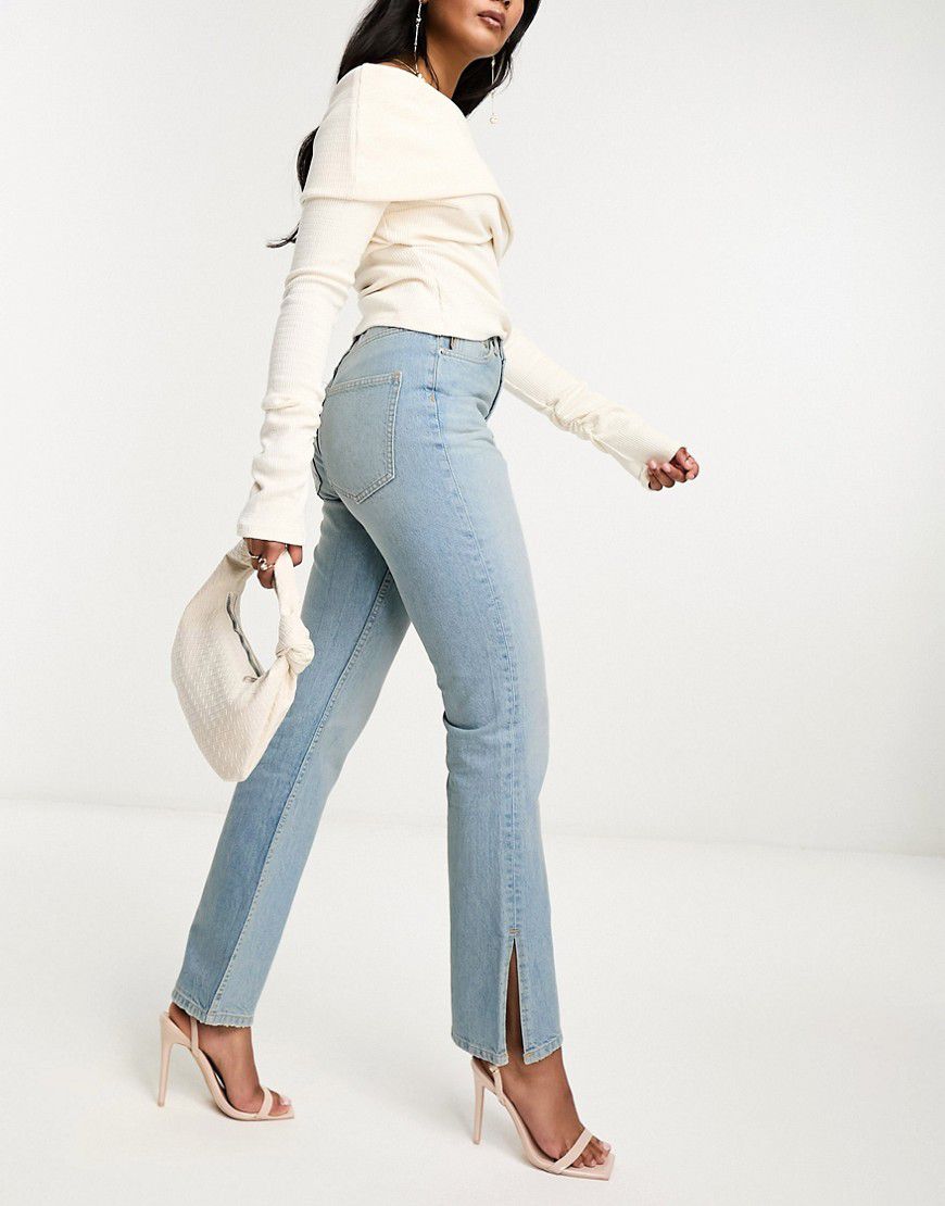 Jeans dritti anni '90 lavaggio chiaro con spacco - ASOS DESIGN - Modalova