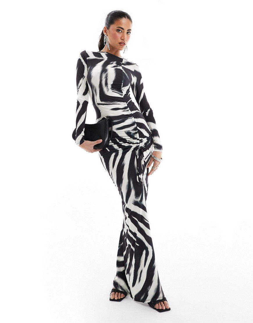 Vestito lungo a maniche lunghe arricciato con coulisse e stampa astratta zebrata - ASOS DESIGN - Modalova