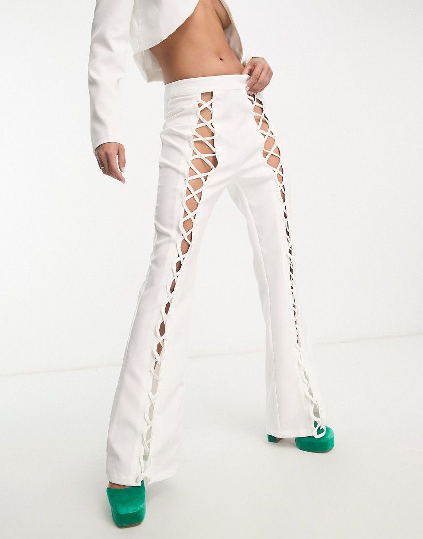 Pantaloni a zampa bianchi con lacci sul davanti in coordinato - Extro & Vert - Modalova